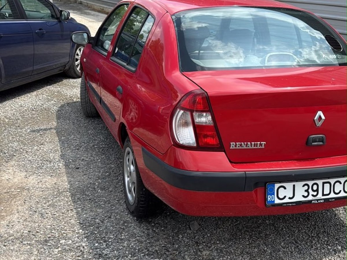 Renault Clio Symbol disponibilă la închiriere în Cluj
